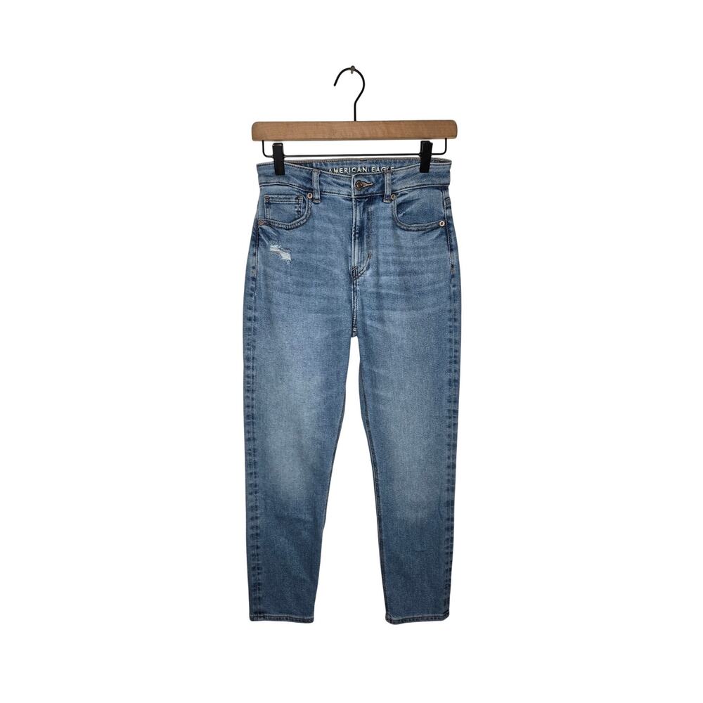 AMERICAN EAGLE Mom Jeans Light Blue Size 0 SHORT